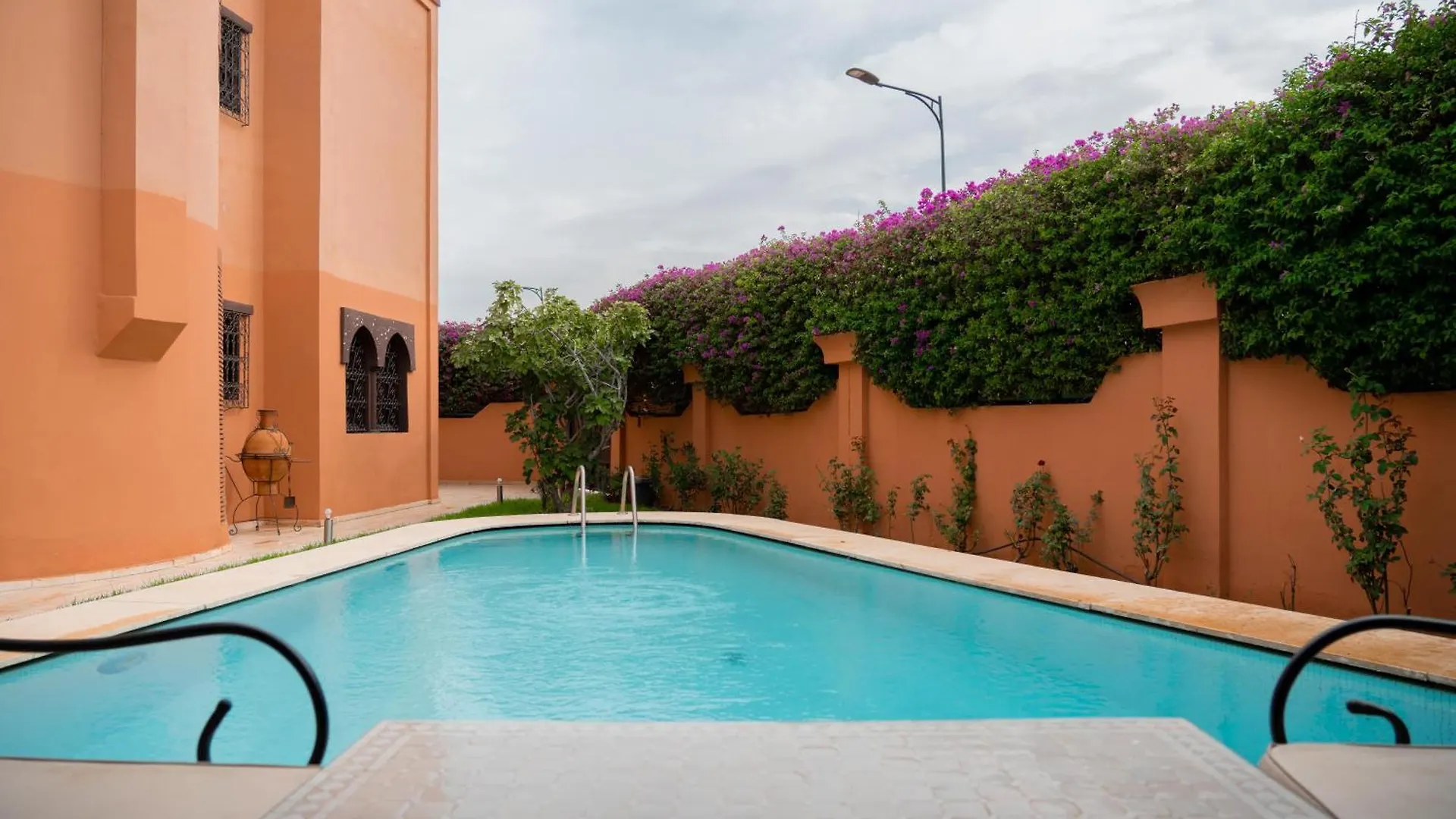 Villa 5 Chambres Pour Famille Avec Piscine & Parking Marrakesh Maroc